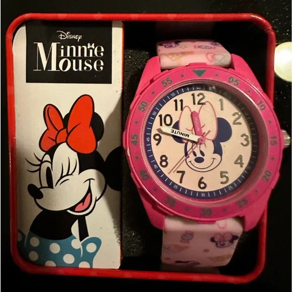 Disney Minnie Mouse watch, new in box - Picture 2 of 5